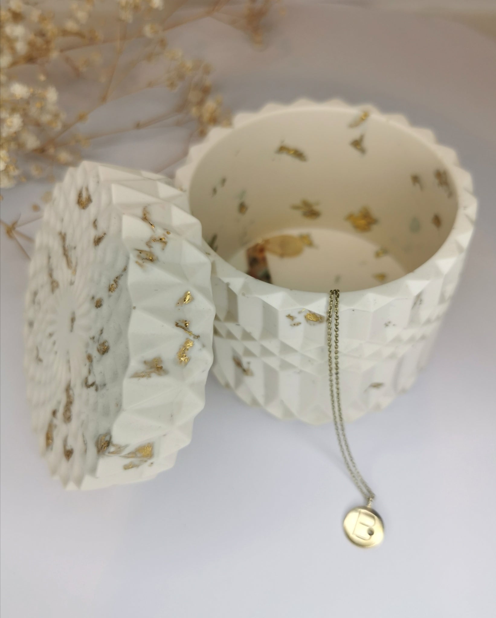 Geometric Round Storage Jar & Lid — Gold Leaf