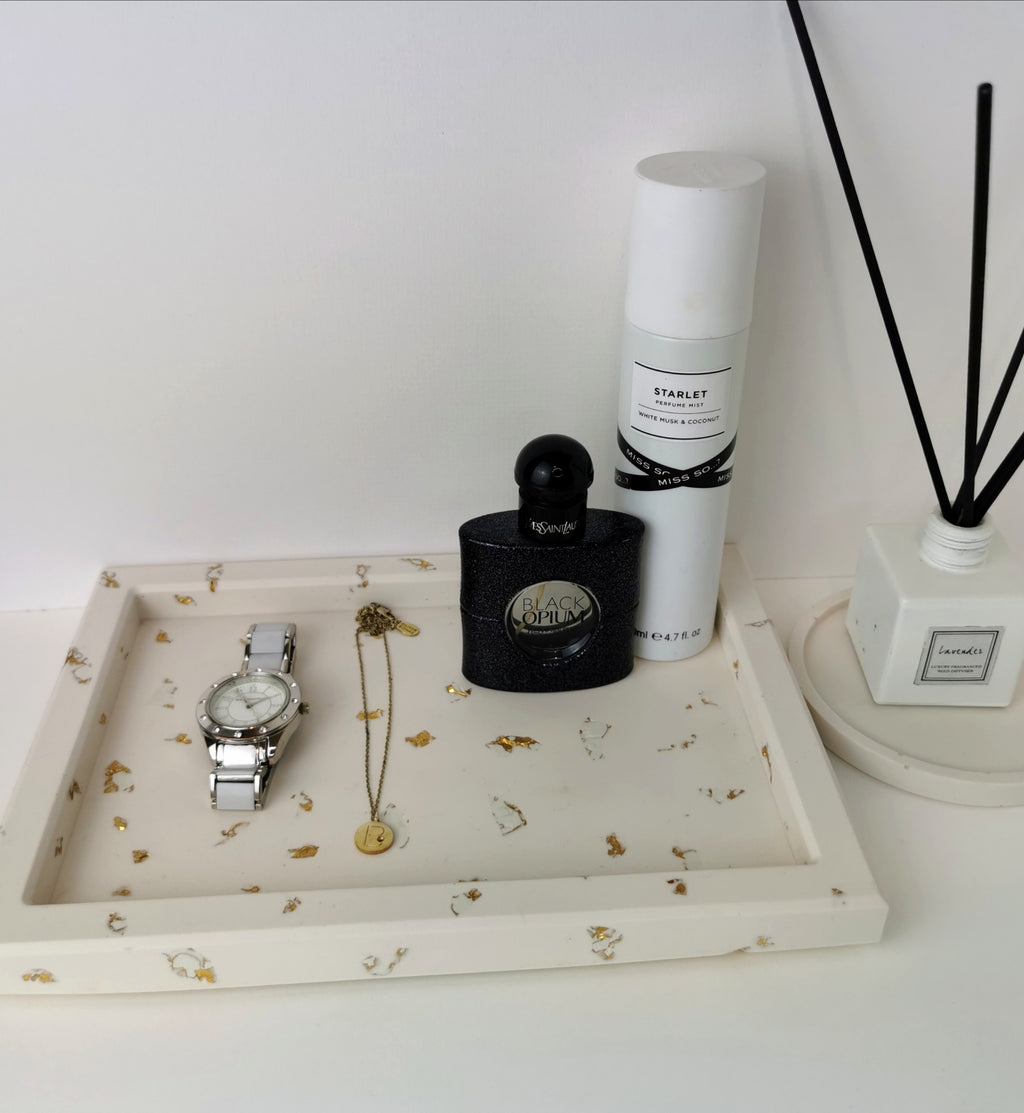 Luxury Gift Set — Large Vanity Tray, Shell Tray & Carousel Ribbed Jar (Gold Leaf)