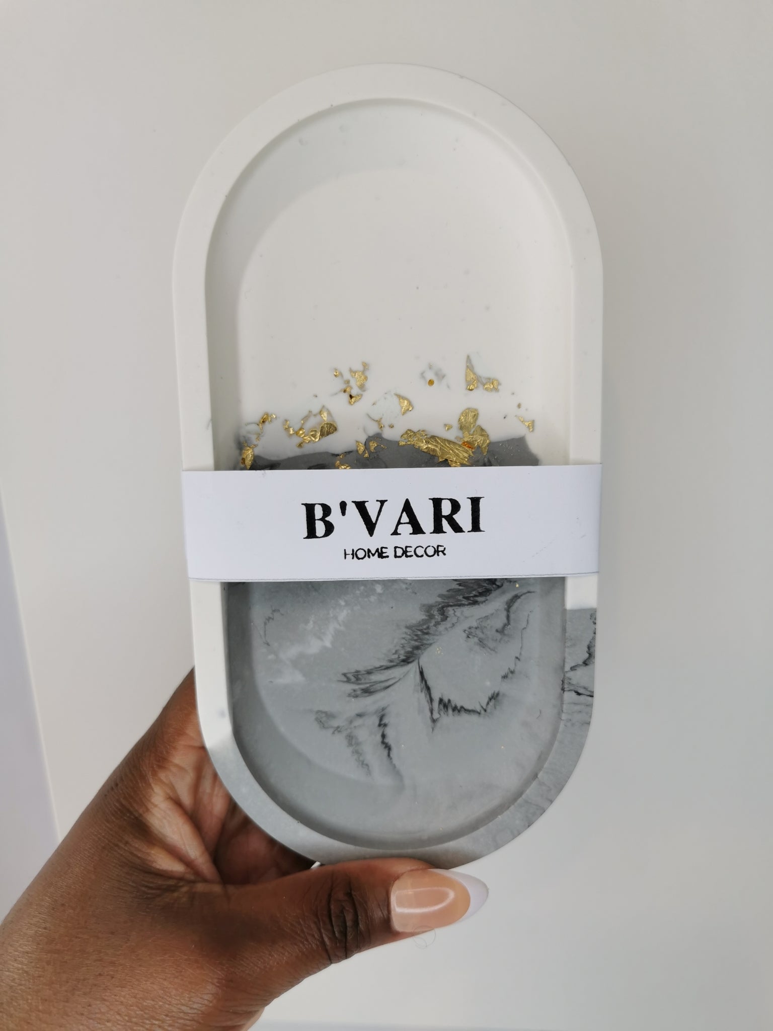 Marble Oval Tray — Marble & Gold Leaf