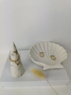 Cone-Shaped Ring Holder — Gold Leaf