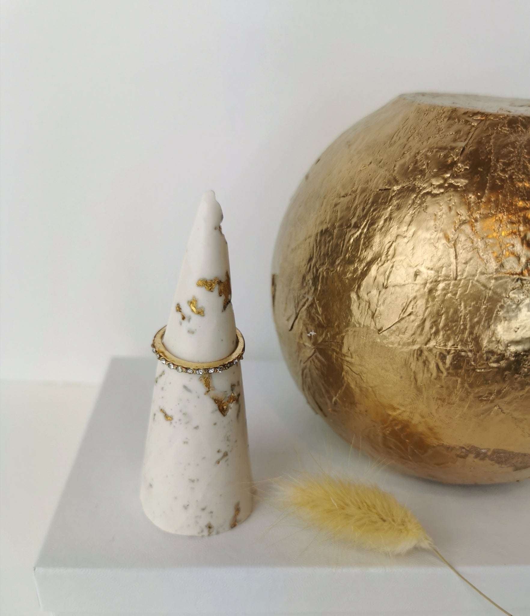 Cone-Shaped Ring Holder — Gold Leaf