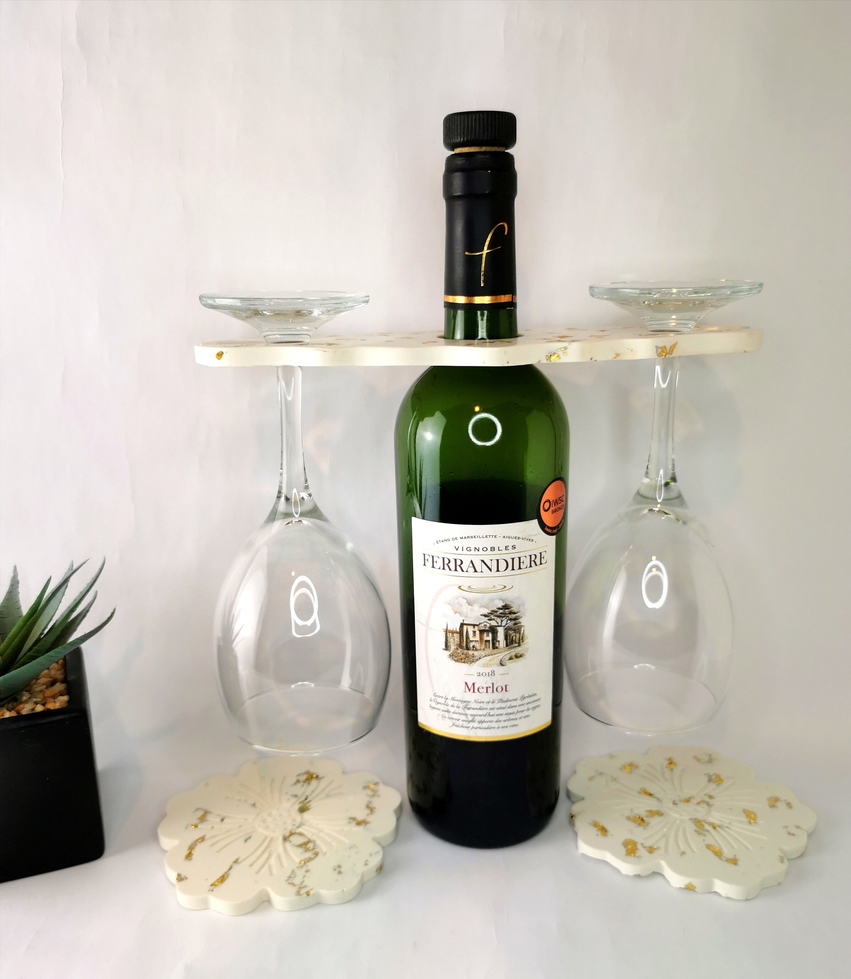Wine Holder Set - Wine holder & Flower Coasters (Gold Leaf)