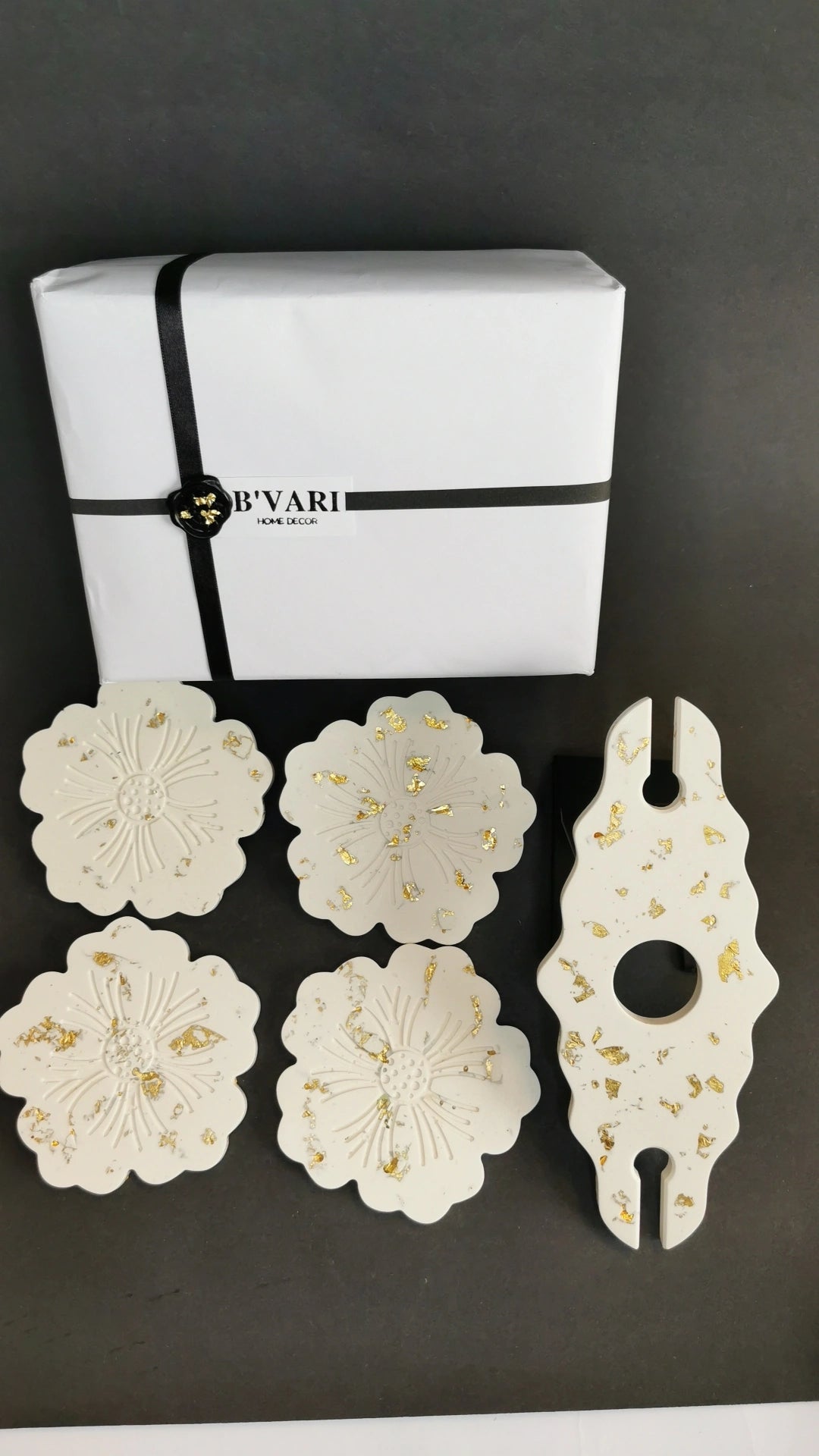 Luxury Hosting Gift Set - Wine Holder & Flower Coasters (Gold Leaf)