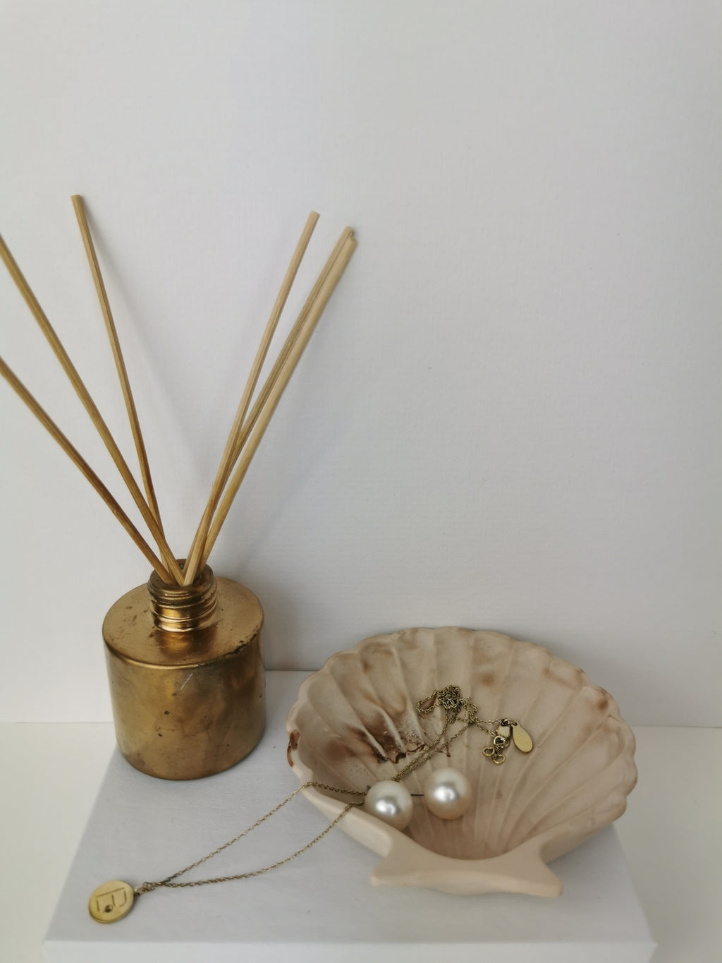Shell Trinket Tray — Chocolate Marble & Gold Leaf