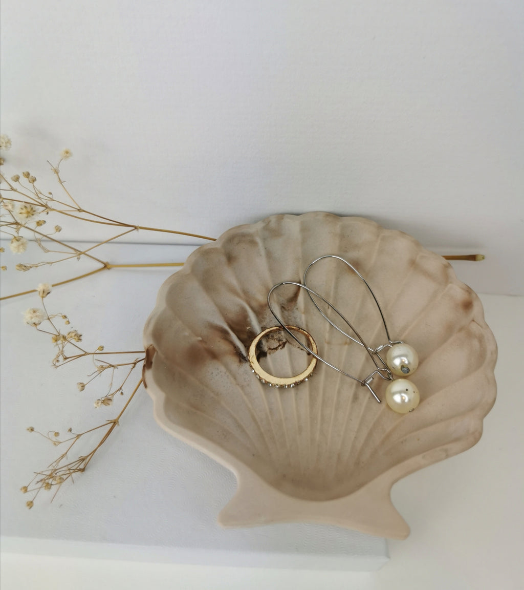 Shell Trinket Tray — Chocolate Marble & Gold Leaf