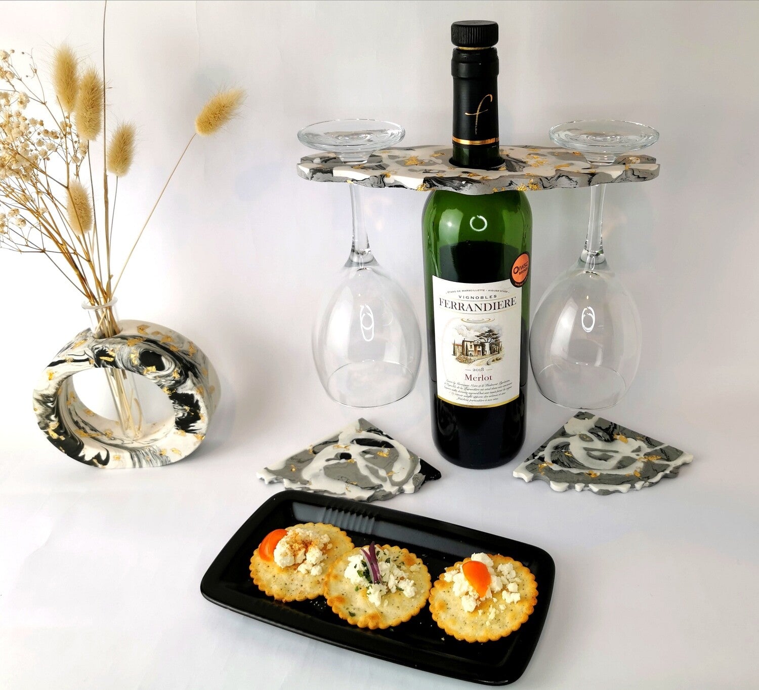 Wine Holder Set — Wine Holder & Triangle Coasters (Marble & Gold)