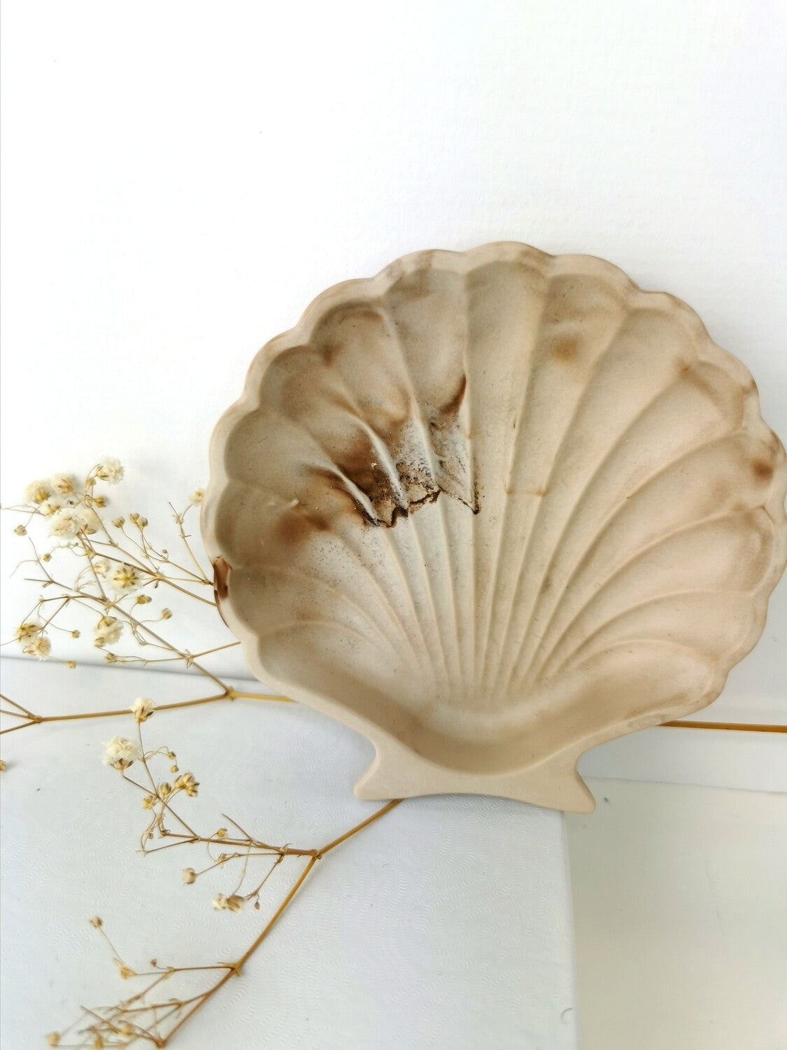 Shell Trinket Tray — Chocolate Marble & Gold Leaf