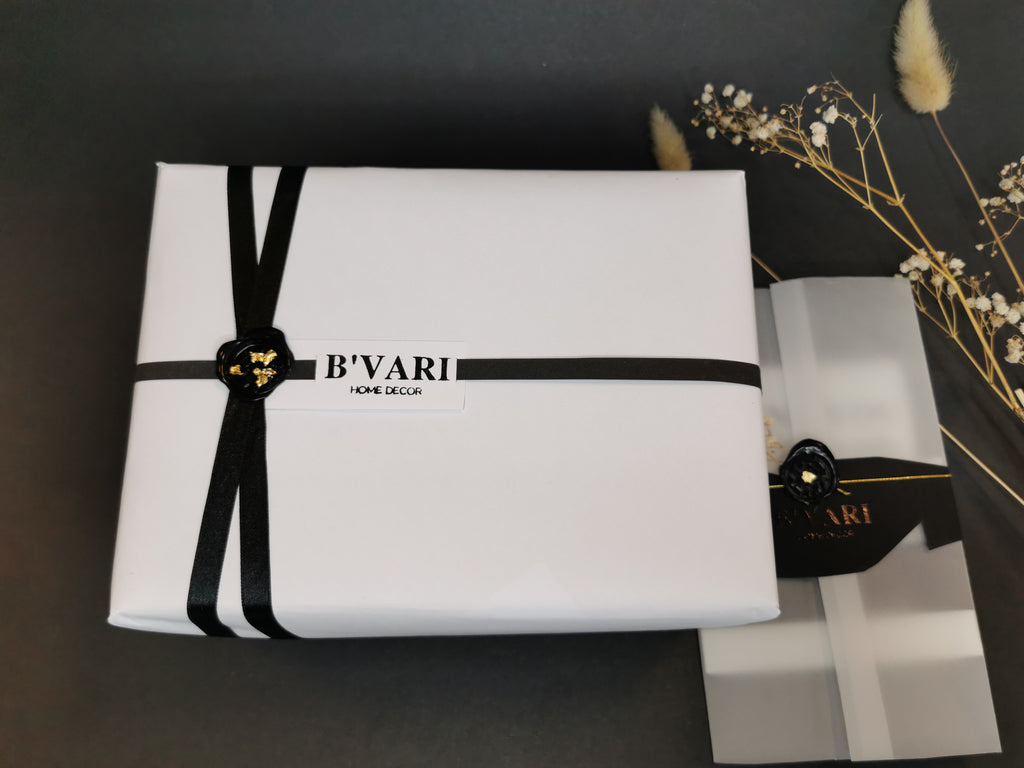 Luxury Hosting Gift Set — Wine Holder & Triangle Coasters (Marble &Gold)