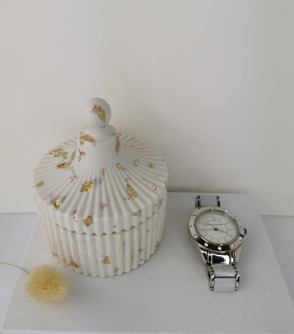 Luxury Gift Set — Large Vanity Tray, Shell Tray & Carousel Ribbed Jar (Gold Leaf)